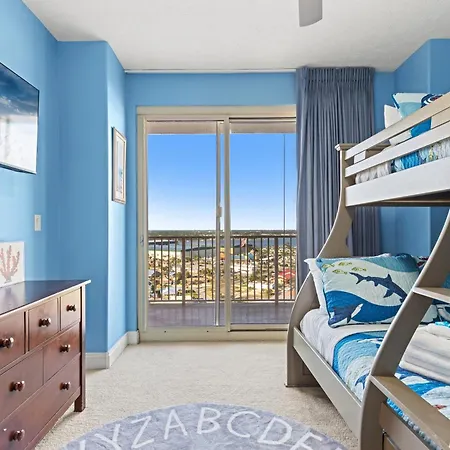 Treasure Tides-3Br Beachfront Corner Unit Sleeps 8 With Stunning Gulf Views!